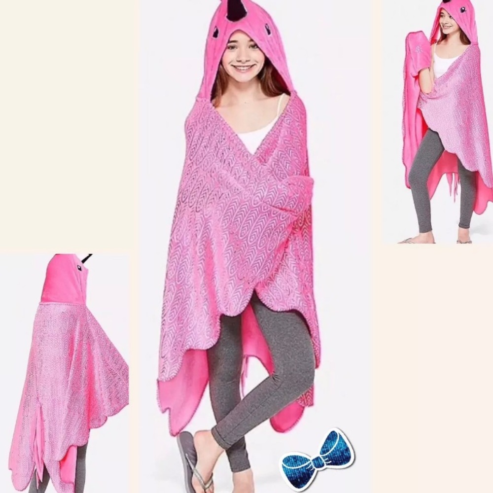 Justice Pink Flamingo Cozy Fleece hooded Blanket